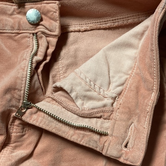 L’Agence Margot Mid-Rise Skinny Jeans - Picture 12 of 13